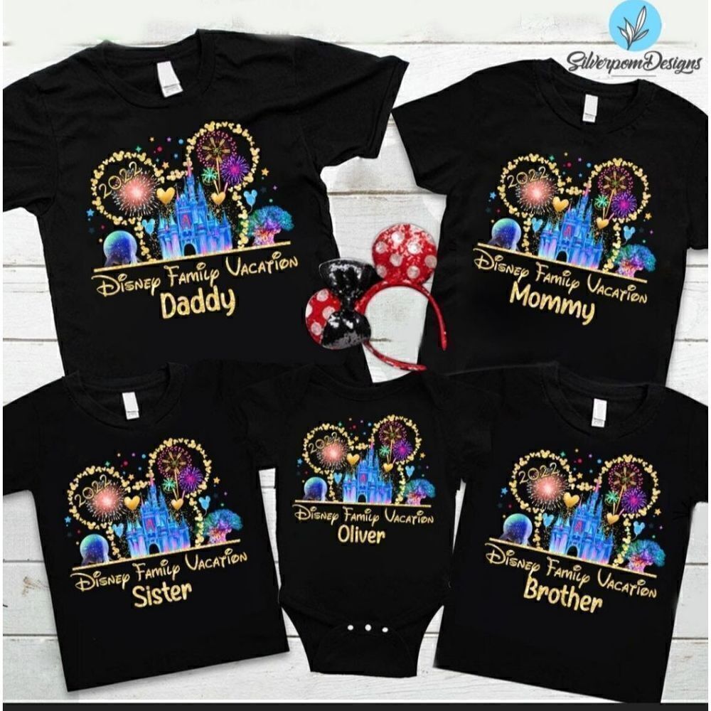Disneyworld 2022 Mens tee shirt Large DAD Catalina Blue 50th Anniversary 1 piece